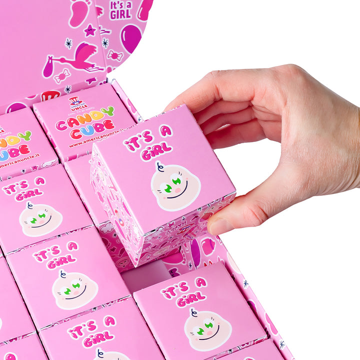 Candy Cube Kit “Es ist ein Mädchen”, 50g Gummibärchen-Döschen ideal für die Babyparty oder Geburt (25, 50 oder 75 Stk.) 