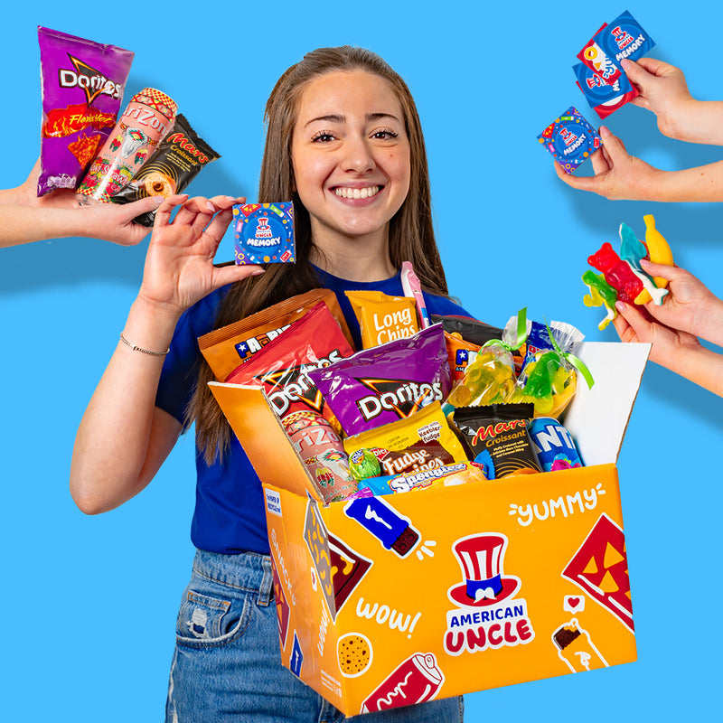 Snack Box mit mindestens 30 internationalen Produkten: Süßes, Herzhaftes und Getränke