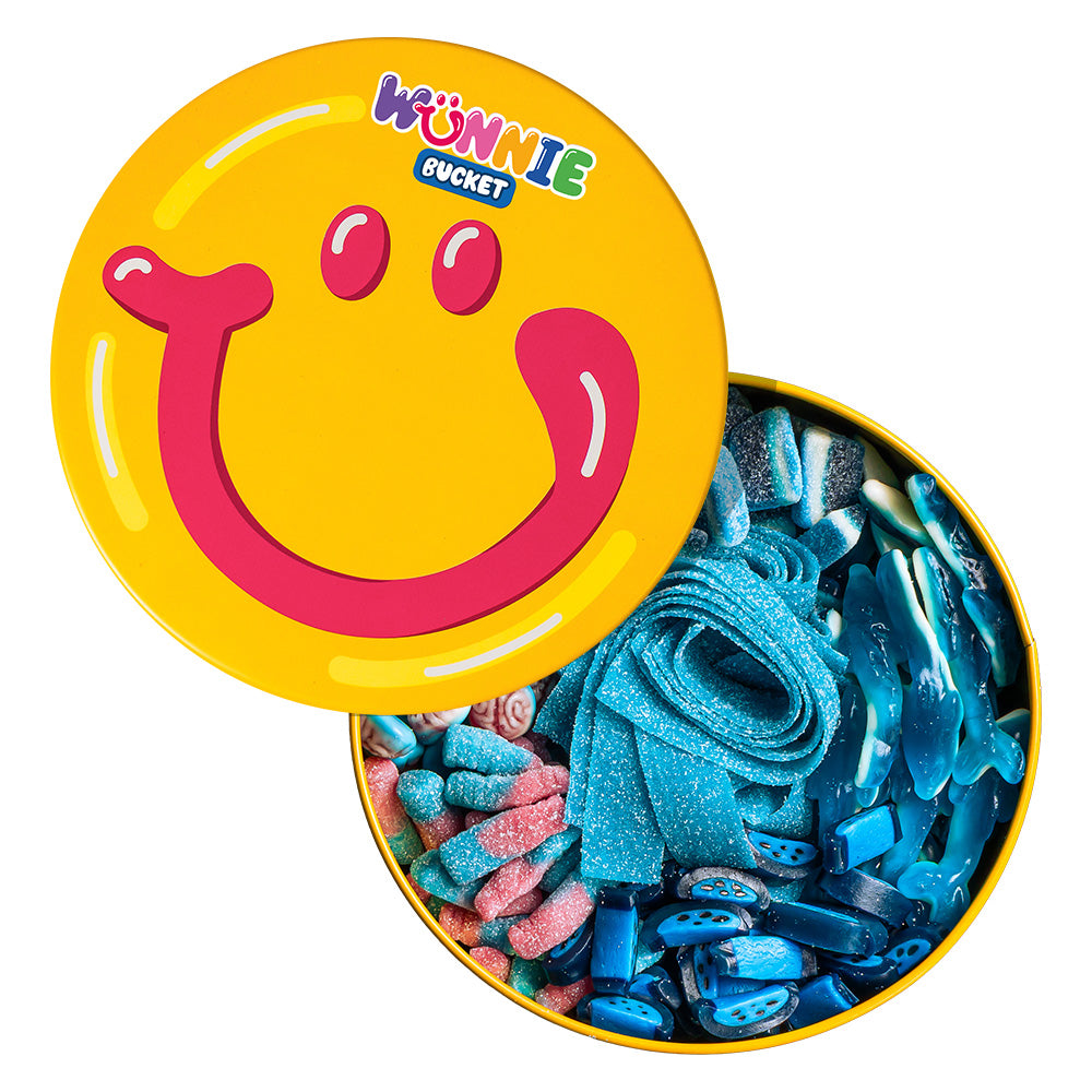 Wunnie bucket blaue Mischung mit Fokus auf den Bonbons