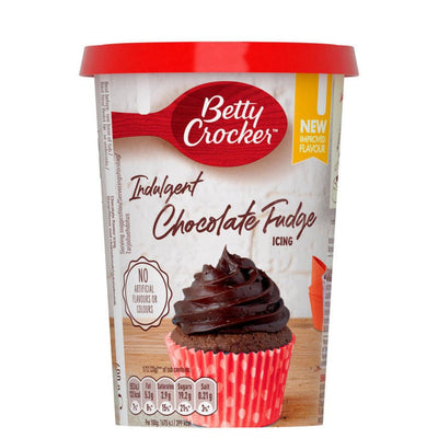 Confezione da 400g di Betty Crocker Chocolate Fudge Icing