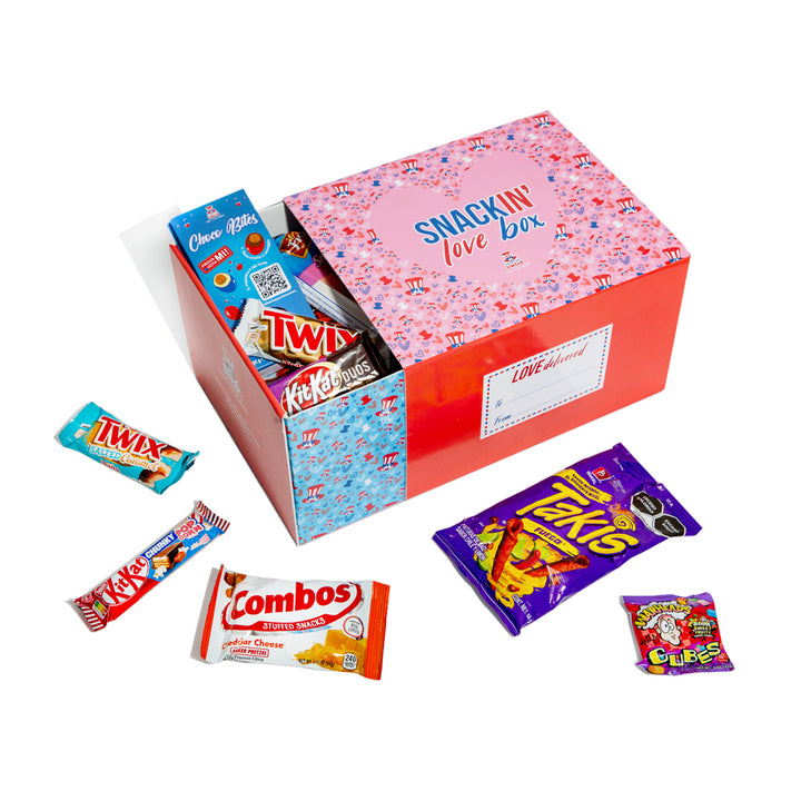 Snackin' Love Box, Schachtel mit 40 süßen, salzigen Produkten und Getränken 